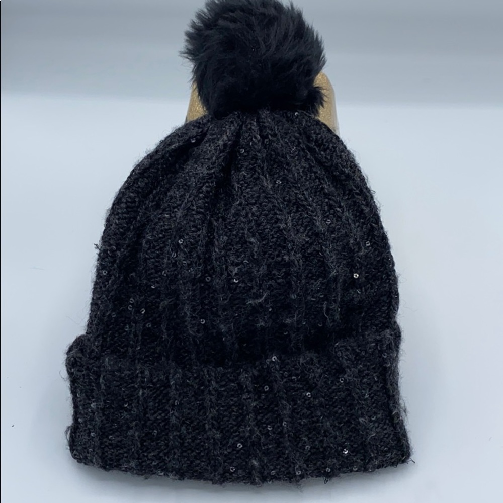 Juicy Couture Pom Pom hat